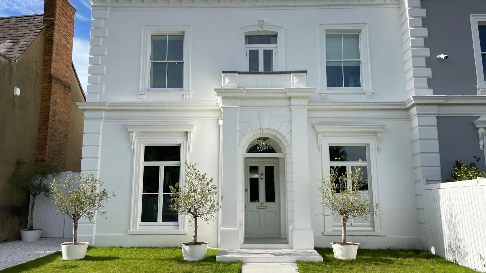 Willow House, Georgian Property In Shepperton